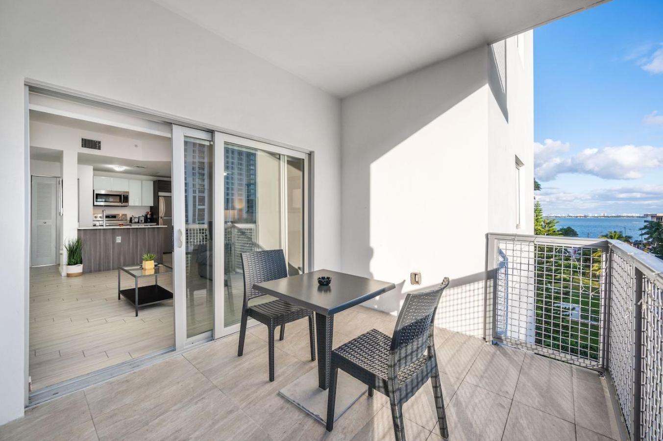 Subtle 2 Bed In Edgewater Downtown With Free Parking Διαμέρισμα Μαϊάμι Εξωτερικό φωτογραφία